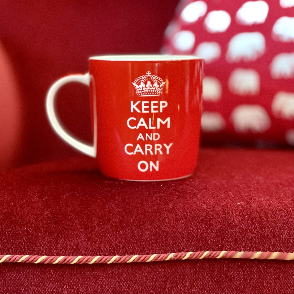Kopp av porslin ?Keep calm and carry on?