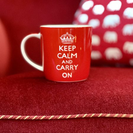 Kopp av porslin ?Keep calm and carry on?