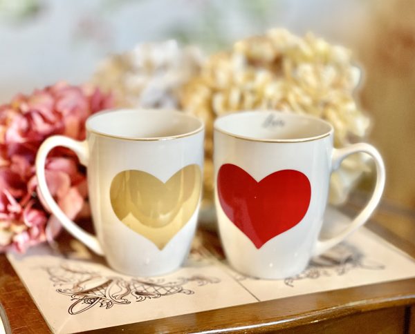 2-pack porslinsmuggar med hjärtan